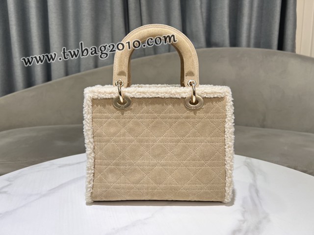 Dior专柜新款迪奥高仿原单五格Lady Dior手袋米色绒面革米白色羊皮革皮毛一体 djfk1486
